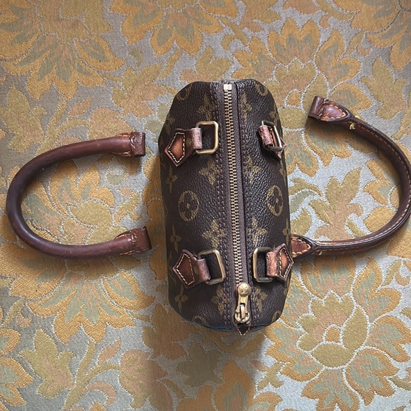 LV Mini speedy bag - Picture 4 of 17